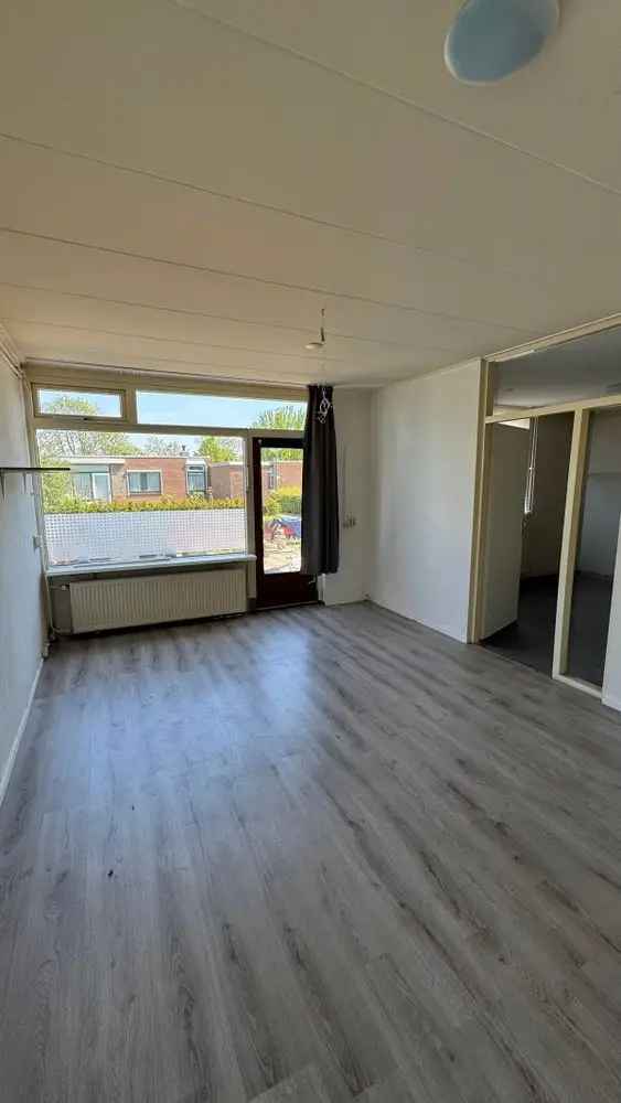 Huis Te Huur , Almkerk, Noord-Brabant