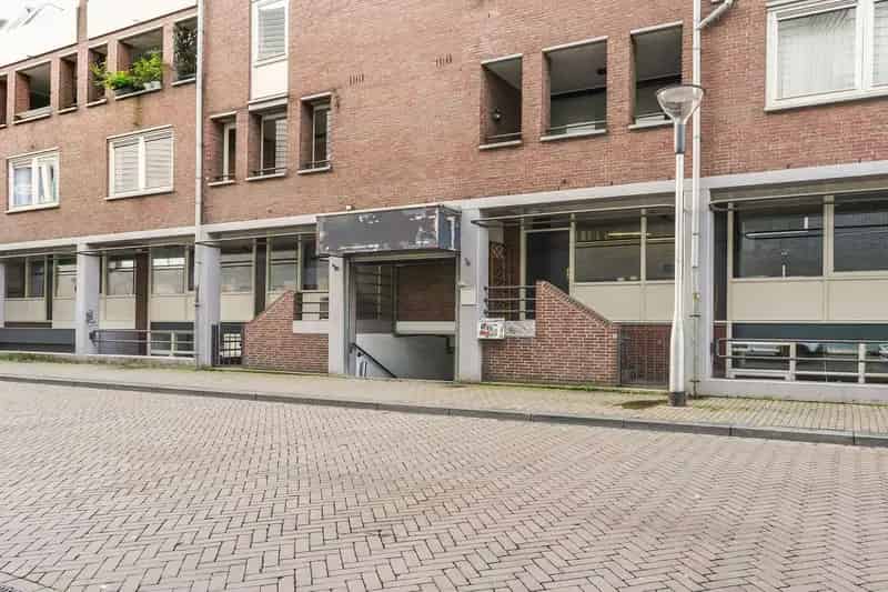 Bedrijfshal Tilburg Telegraafstraat Kantoor Winkelruimte te Huur