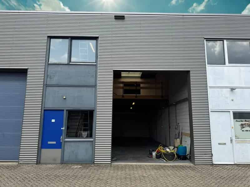 Bedrijfshal Breda te Huur 187m² Moleneind Oost