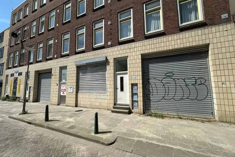 Bedrijfshal te Huur Rotterdam 435m²