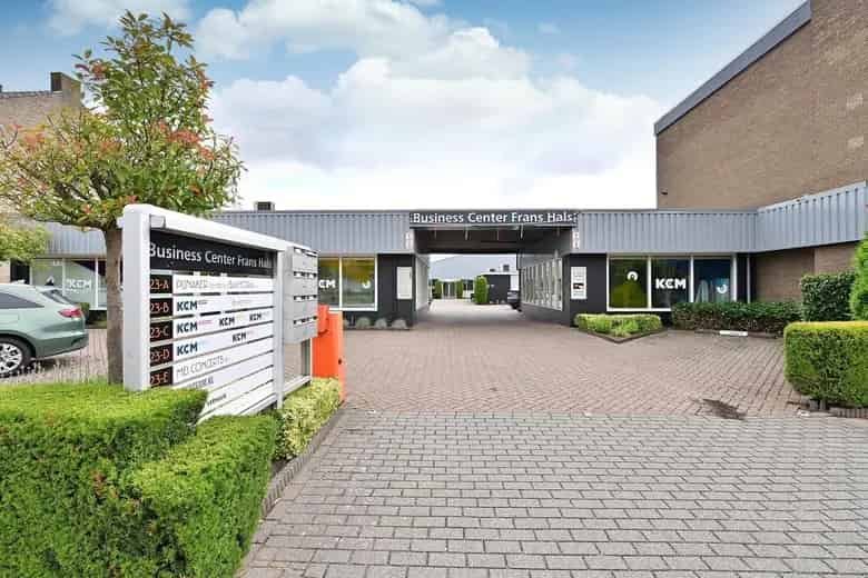 49m2 Kantoorruimte te Huur Nieuw Loosdrecht