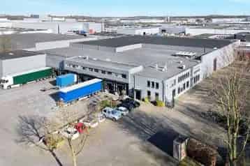 Bedrijfspand te Huur Tilburg Jules Verneweg 8680m2