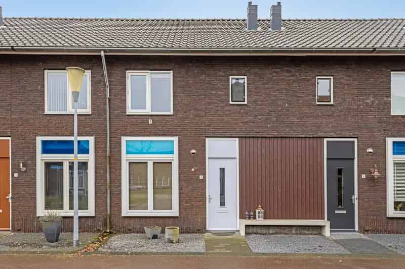 Ruime Tussenwoning 3 slaapkamers Duiven