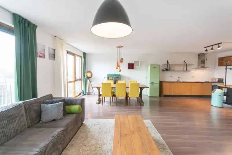Twee Slaapkamer Appartement Zuidoost Bijlmer