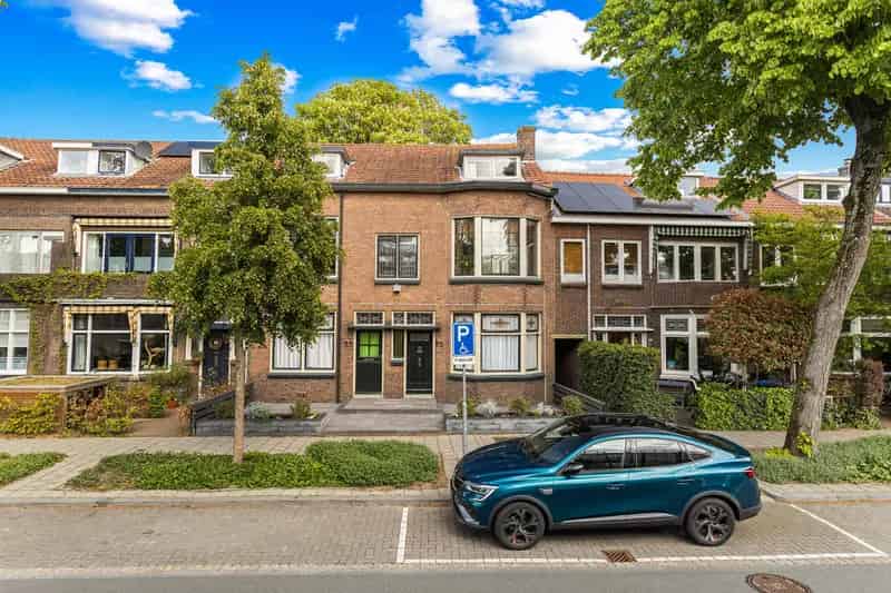 Huis Te Koop , 50, Bankastraat, Dordrecht, Zuid-Holland