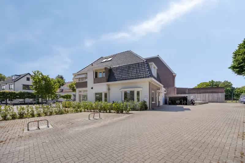 Studio te koop Soest: moderne studio met balkon en parkeerplaats