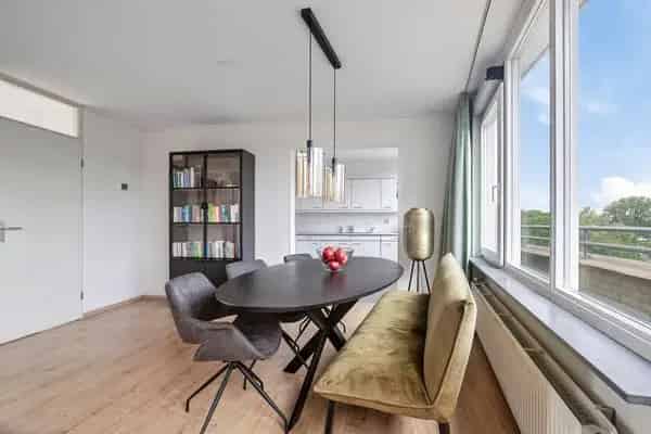 Gemeubileerd 3-kamerappartement Kralingse Plas - Expat Gezin