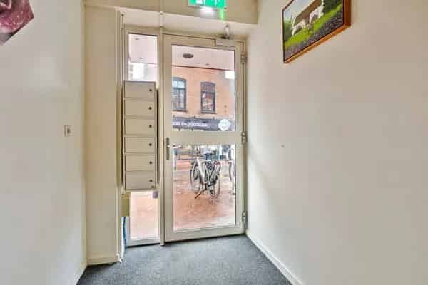 Ruim appartement te De Lier Centrum 3 slaapkamers balkon berging