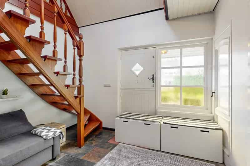 Ruime gezinswoning te koop met 4 slaapkamers en grote tuin