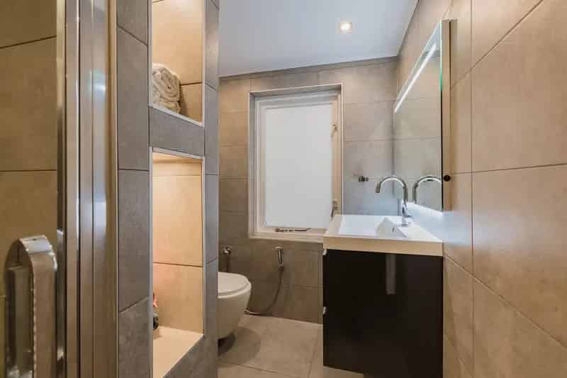 Ruime gezinswoning Velsen-Noord: moderne keuken, badkamer & tuin