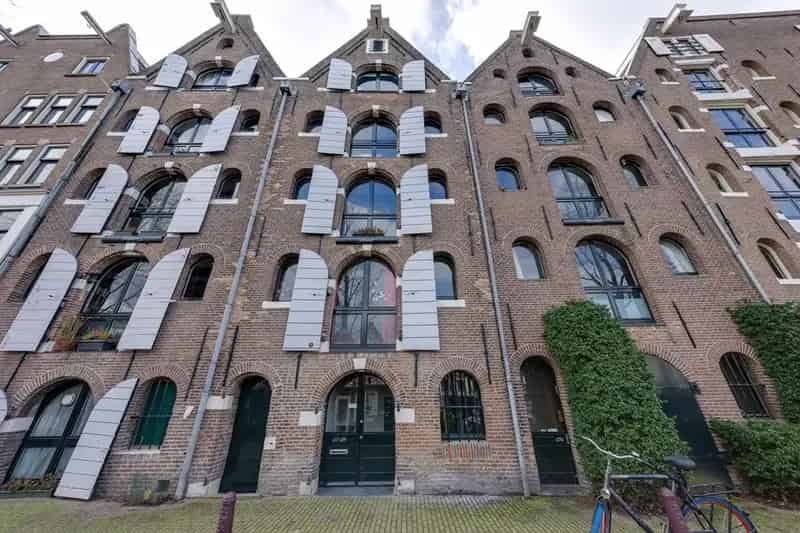 Jordaan Appartement: Ruim 2 Slaapkamers Lift Eigen Grond