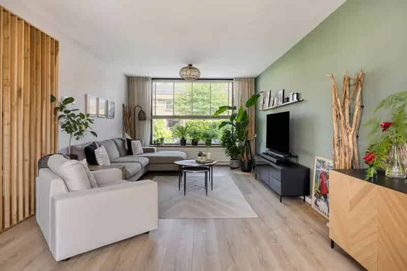 Moderne Jaren 50 Huis te Koop in Rhoon 4 slaapkamers Tuin