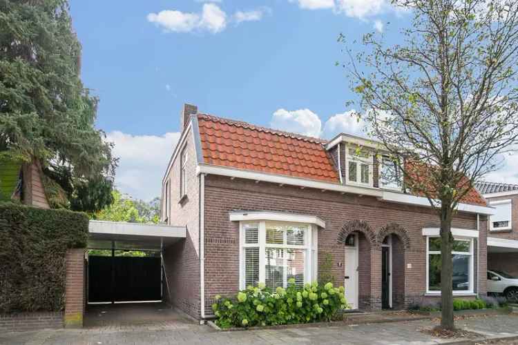Instapklare Tweekapper met Carport en Grote Tuin