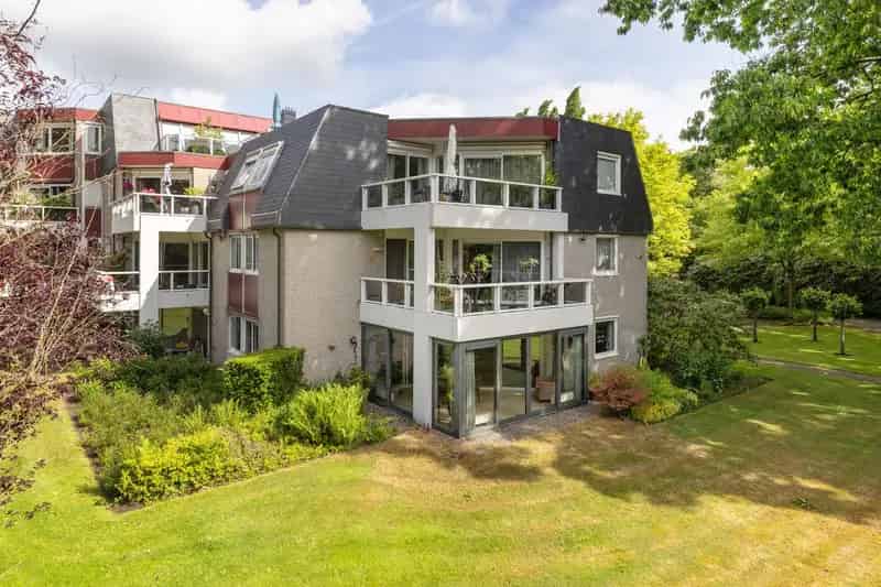 Appartement te koop Bilthoven: 4 Kamer Hoekappartement met Garage