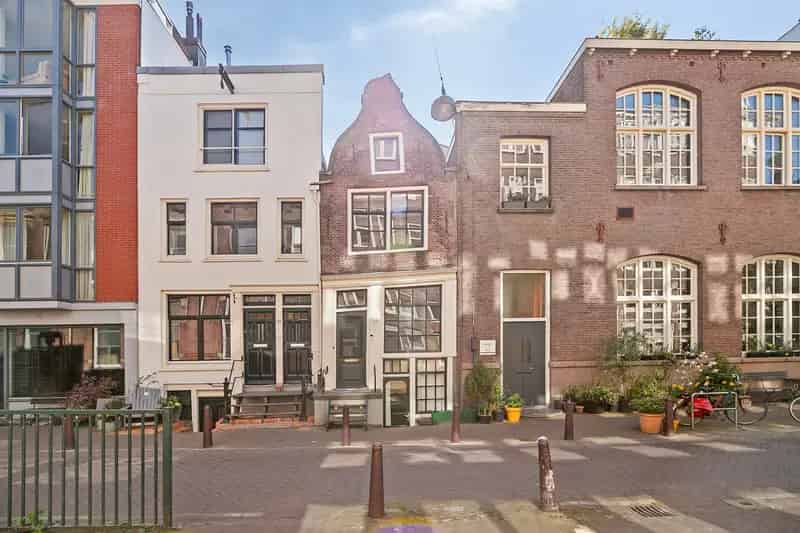 Herenhuis Amsterdam Nieuwe Looiersstraat 4 slaapkamers Tuin