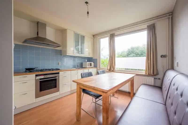 Huis te koop: 5 Slaapkamers, Garage, Zonnepanelen, Voorthuizen