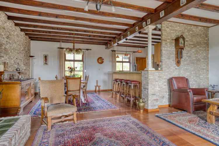 Huis te koop Sprundel 7 slaapkamers grote loods