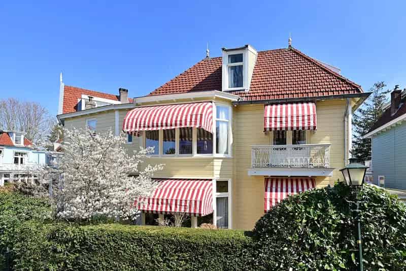 Rijksmonumentale Villa te koop Naarden 5 slaapkamers