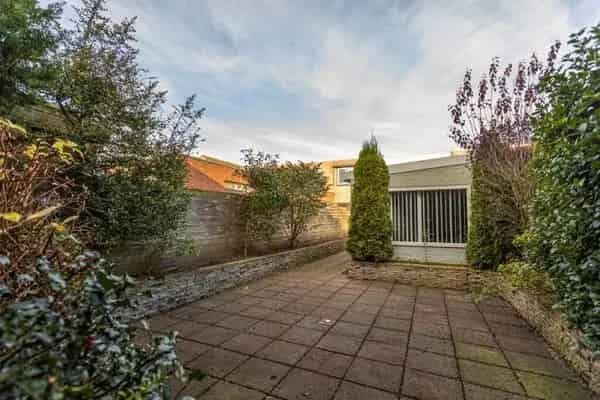 Semi-studio te Huur Roosendaal Nabij Winkels en Openbaar Vervoer