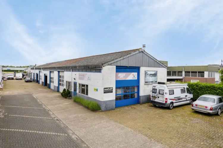 Ruime woning met garage en APK-straat te Hoogerheide