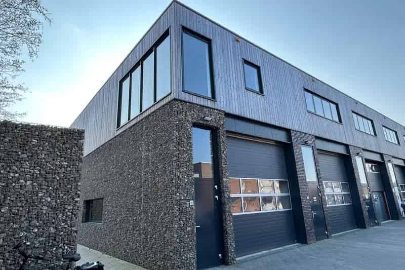 Bedrijfshal te Huur Utrecht 160m² - Moderne voorzieningen