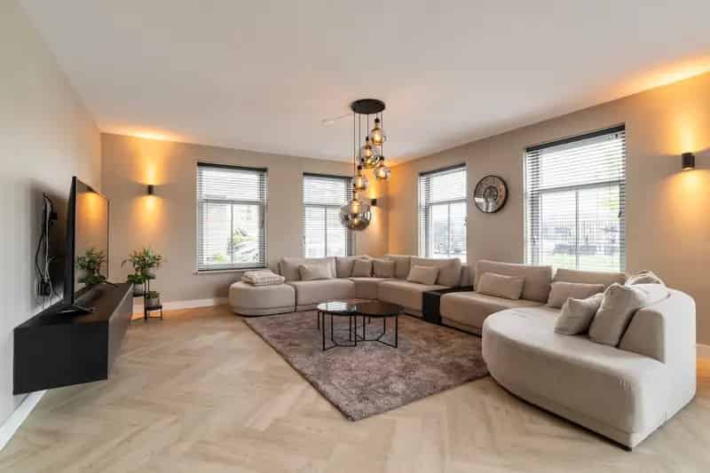 Luxe Nul-op-de-Meter Villa Rijswijk 6 slaapkamers 3 badkamers