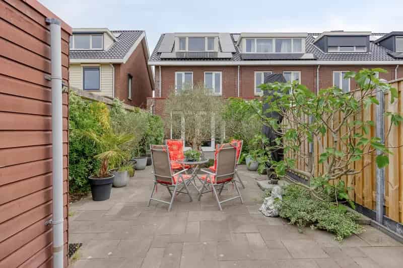 Hoekwoning Floriande 132m2 3 slaapkamers  tuin ZW  energielabel A