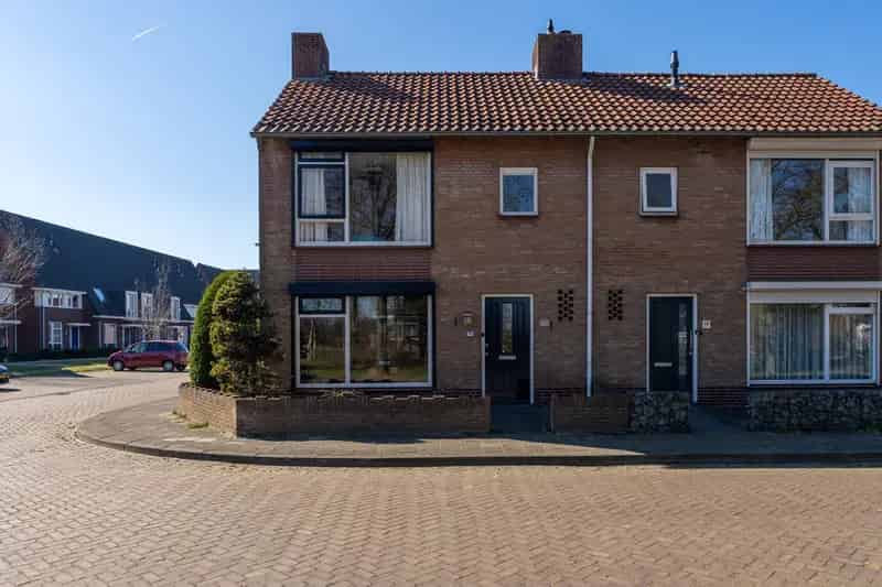 Huis Te Koop , 12, Lindenheuvel, Waspik, Noord-Brabant