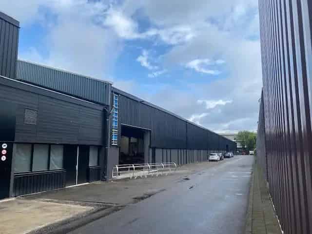 Bedrijfshal Den Haag 1500m2 te huur Kerketuinen