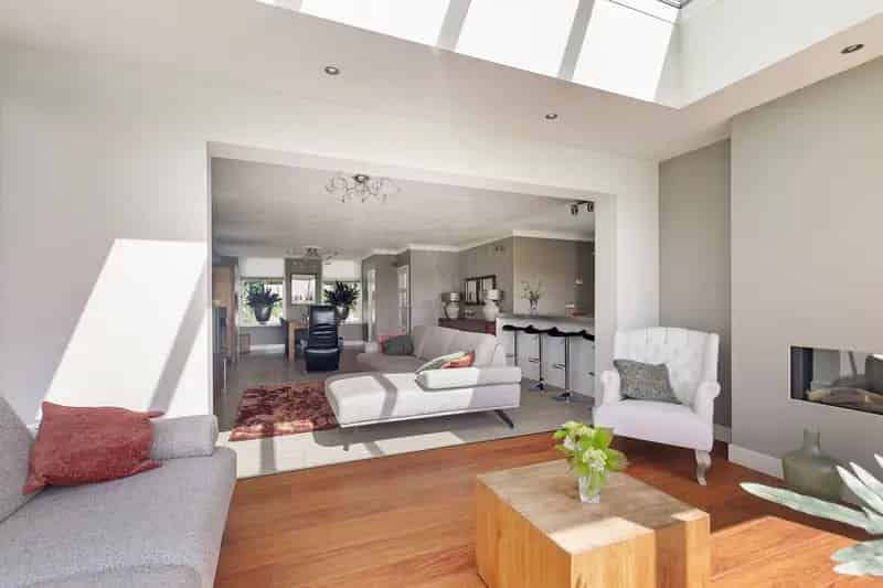 Ruime Vrijstaande Woning Nieuwe Tonge 6 Slaapkamers Grote Tuin