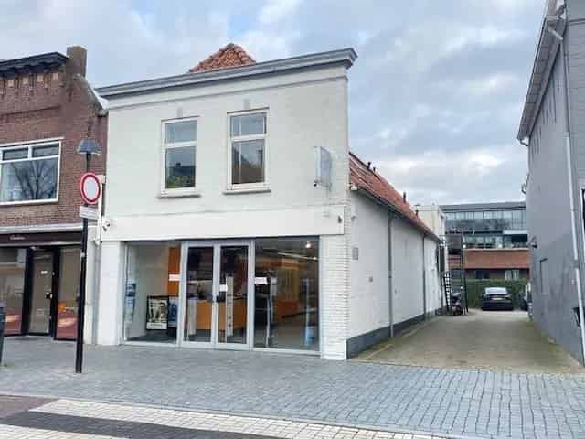 Winkel te Koop Oud-Beijerland Centrum 135m2