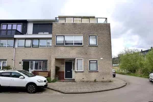 6 Kamer Hoekwoning Haarlem Zuiderpolder