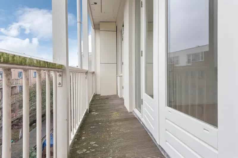 Amsterdam Staatsliedenbuurt: Tweekamerappartement 50m2 met Balkon en Berging