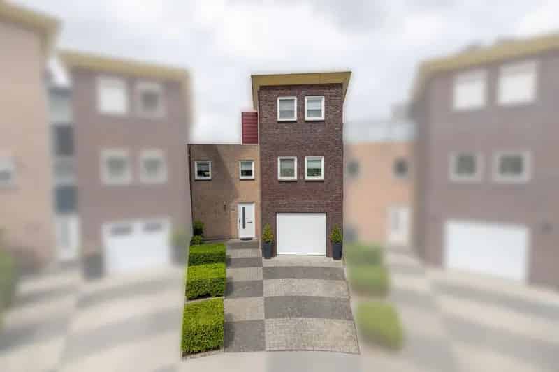 Watermunt 82 Prachtige woning met Maas uitzicht