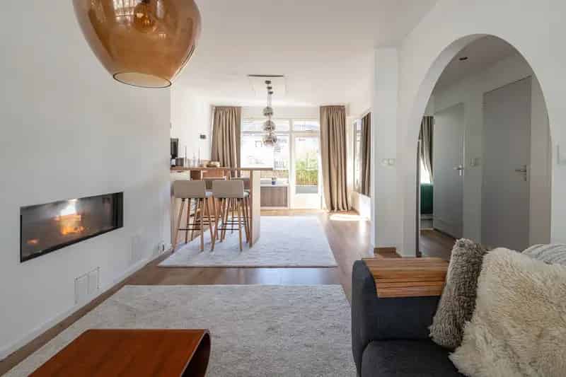 Appartement Rotterdam Peppelweg: 54m2, Zonnig Terras 25m2