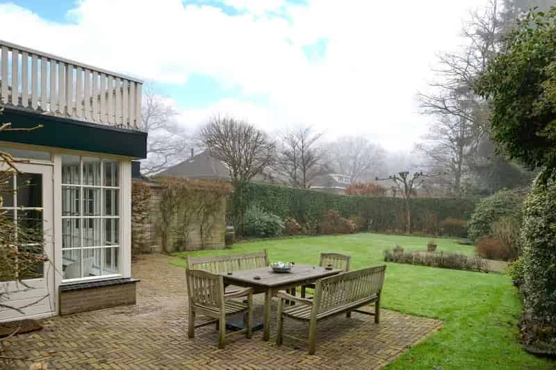 Huis te koop Baarn Emmapark 5 slaapkamers 2 badkamers
