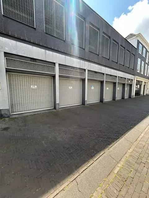 Garagebox te Koop Centrum Den Haag