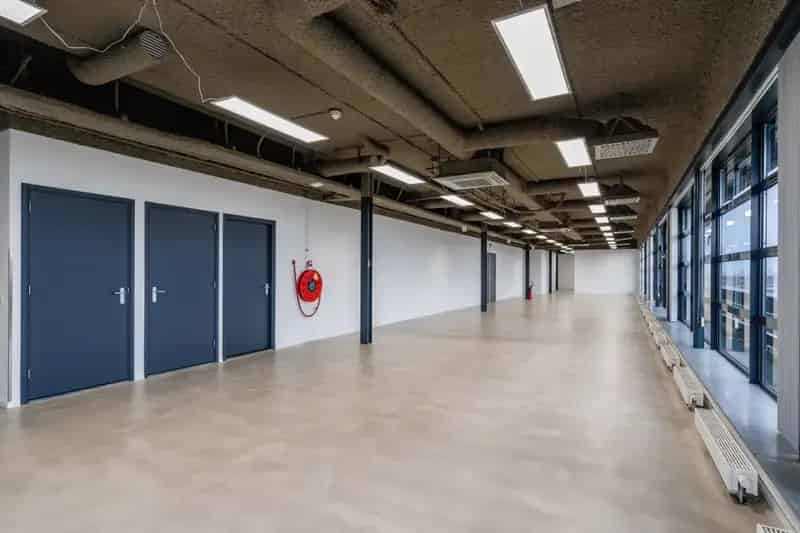 Kantoorruimte Schiphol-Rijk 1463m2  Direct beschikbaar