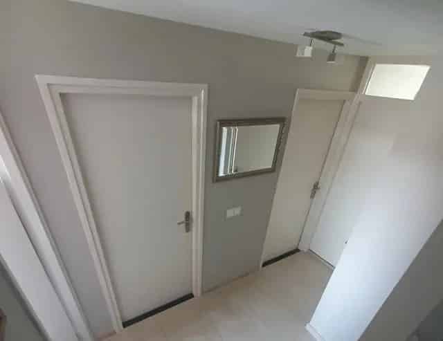 Eengezinswoning te huur Zwijndrecht 4 kamers 132m2