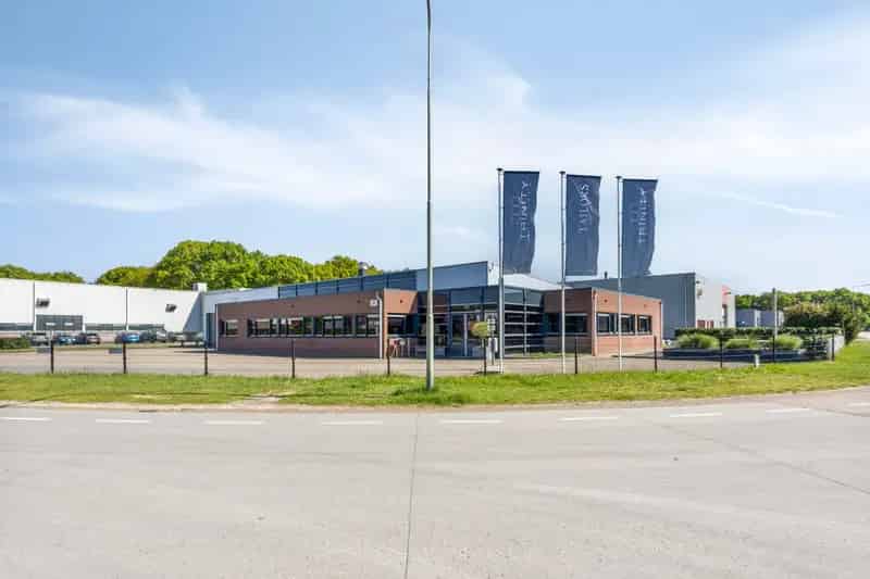 Bedrijfshal Heijen | Zoek bedrijfshallen te koop: De Groote Heeze 27 6598 AV Heijen 
