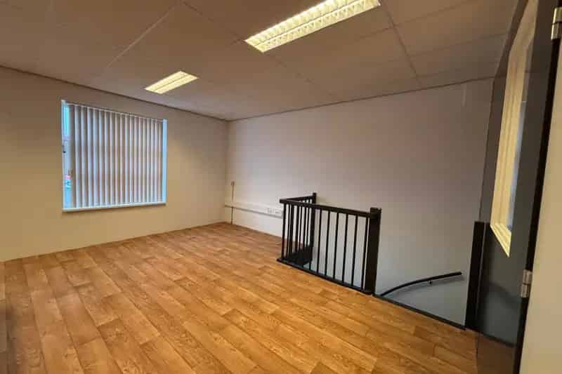 Bedrijfshal te Huur Nederweert 167m2