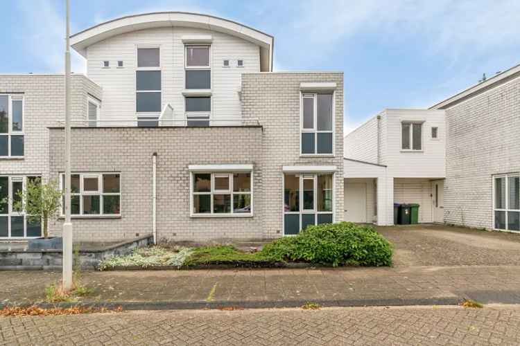 Eengezinswoning Te Koop in Arnhem, Gelderland