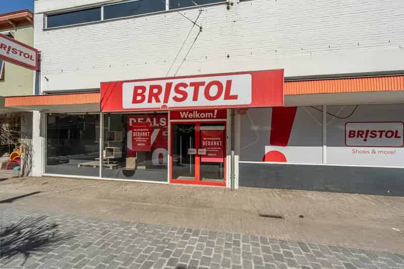Winkelruimte te huur Oud-Beijerland 906m2 Centrum