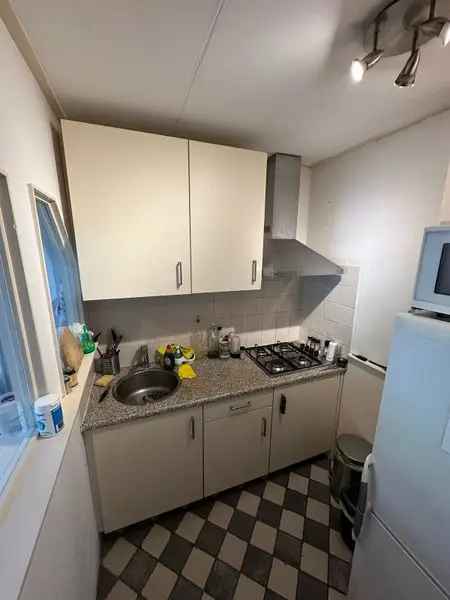 Begane Grond Appartement Centrum - Beschikbaar per Mei/Juni 2025