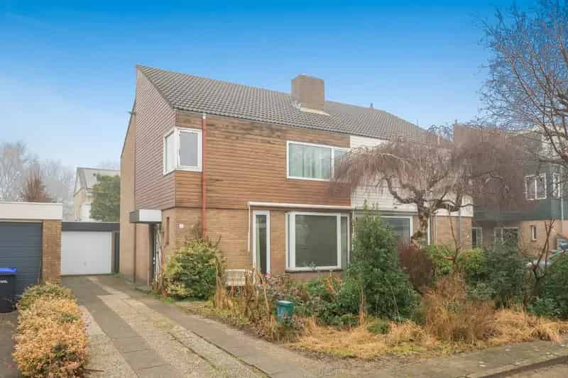Ruime 5 Slaapkamers Tweekapper Heemskerk Grote Tuin Garage