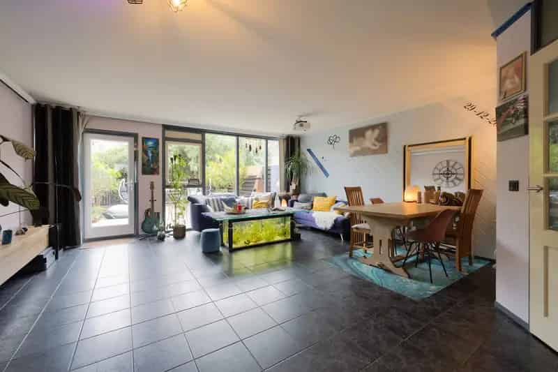 Hoekwoning 3 slaapkamers nabij A12 A2 Utrecht