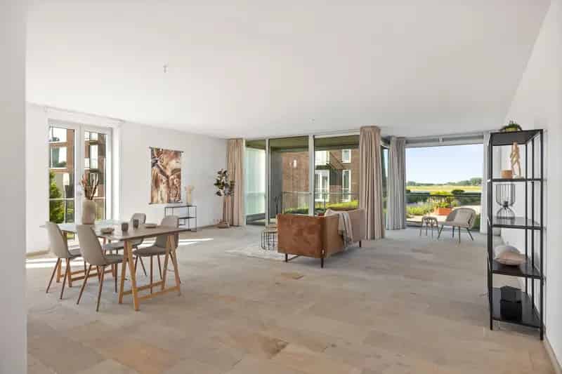 Luxe appartement Deventer IJssel uitzicht