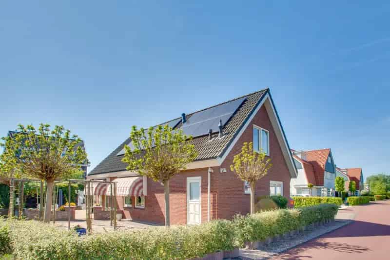Vrijstaande woning Den Haag Strijpkade 3 slaapkamers grote tuin