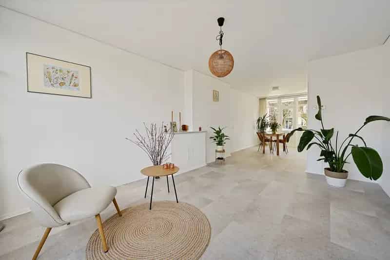 Appartement te koop Voorburg: Instapklaar 2 3 kamer appartement nabij park 't Loo