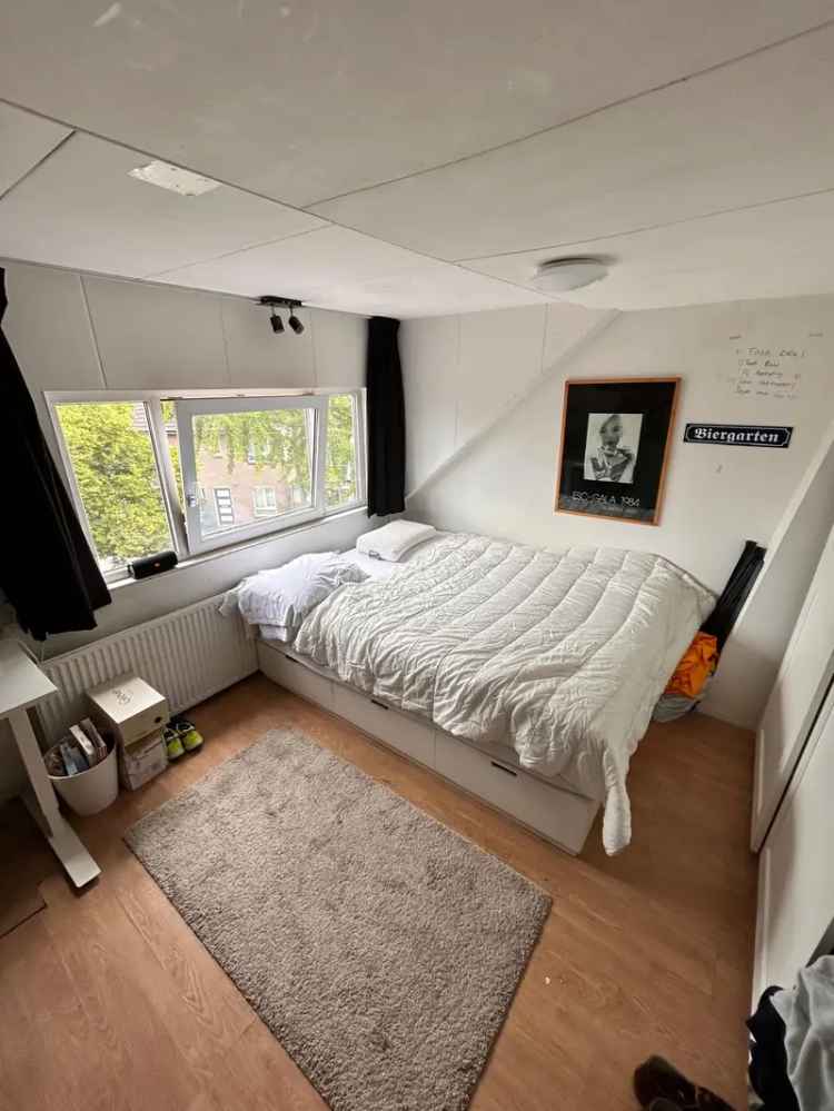 Kamer te huur Eindhoven: Studentenhuis zoekt mannelijke huisgenoot